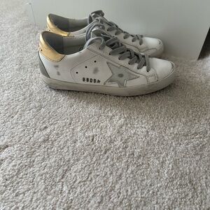 Authentic Used Golden Goose Super-Star Classic White and Gold Sneakers